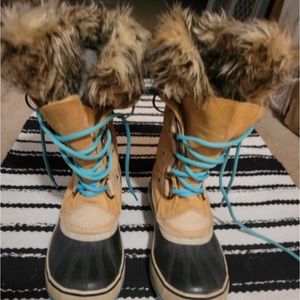 Sorel winter boots size 8.5